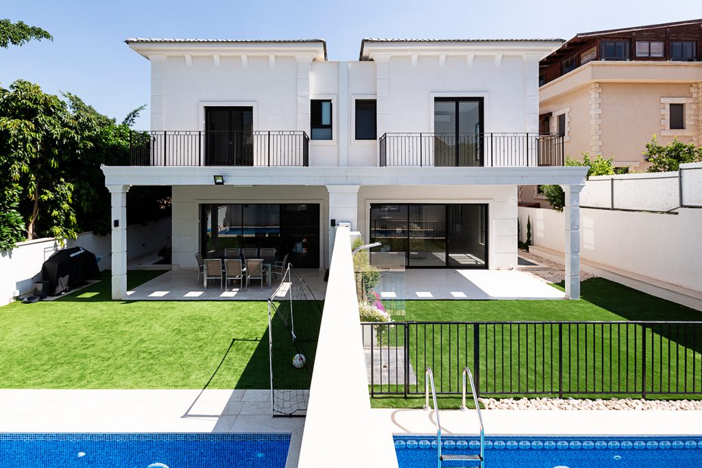 אדריכל הושע קרופ | צלם רז רוגובסקי